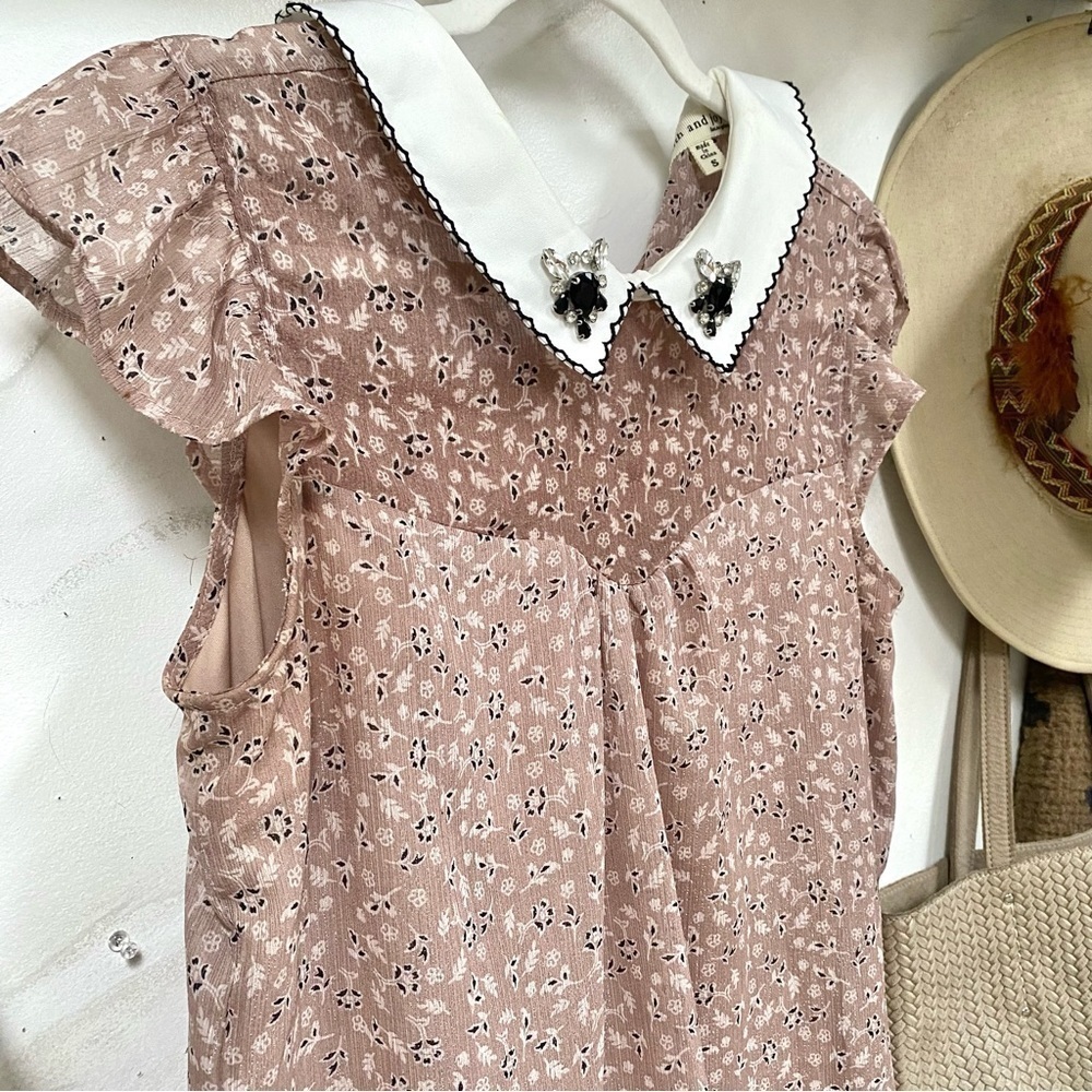 Parisian Shabby chin boho Prairie blouse w jewel collar - Picture 2 of 11